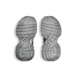 Women’s 3xl Sneaker  in Light Grey - Image 5